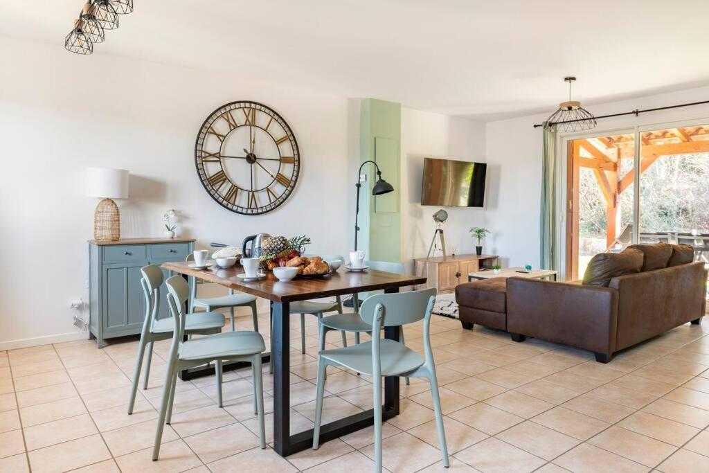 Le N5 Des Hauts De Sarlat Apt Duplex Clim, Piscine, Parking Exteriör bild